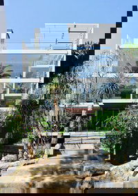 Vertical House in Dallas Wins National Steel Building Design Award