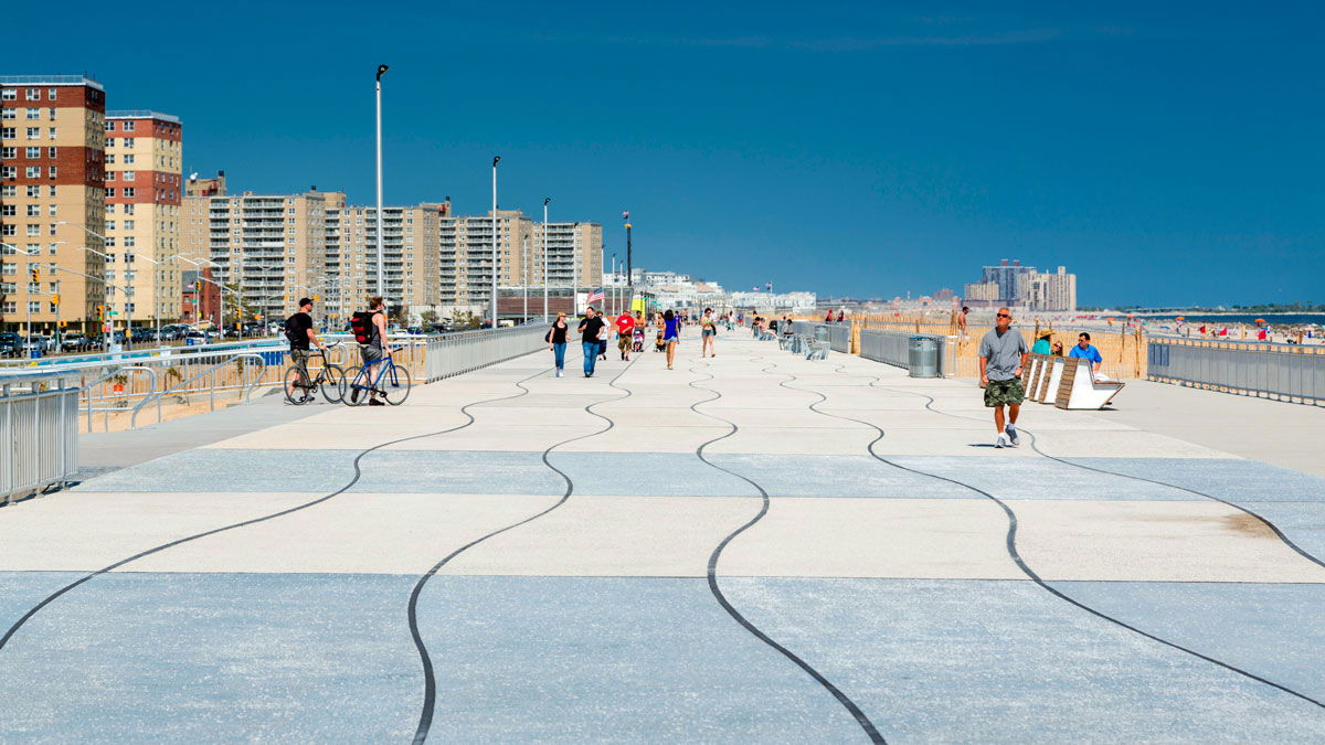 CH2M-Designed Rockaway Boardwalk Reconstruction Honored with Waterfront Center Award