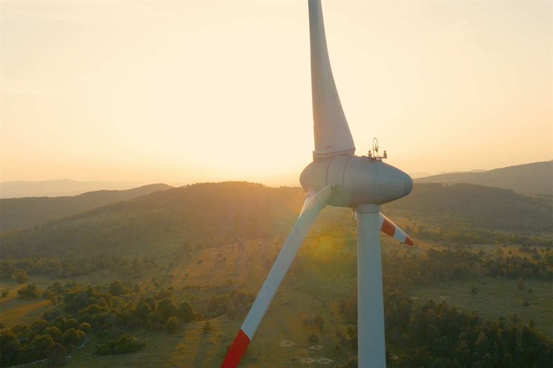 Introducing Wind Turbine Control in Breeze