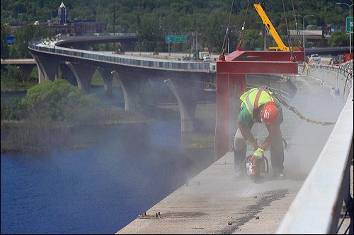 Senate Democrats Offer Proposal to Spend $1 Trillion on Transportation, Other Systems
