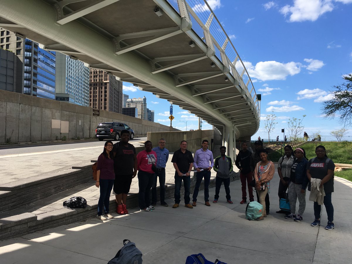 HNTB Continues Commitment to STEM Education Through Successful Second Year of SPARK Program