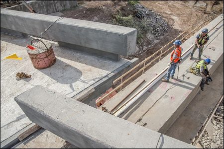 Contractors Urge Congress, Trump to Focus on Infrastructure as Public Project Spending Falls