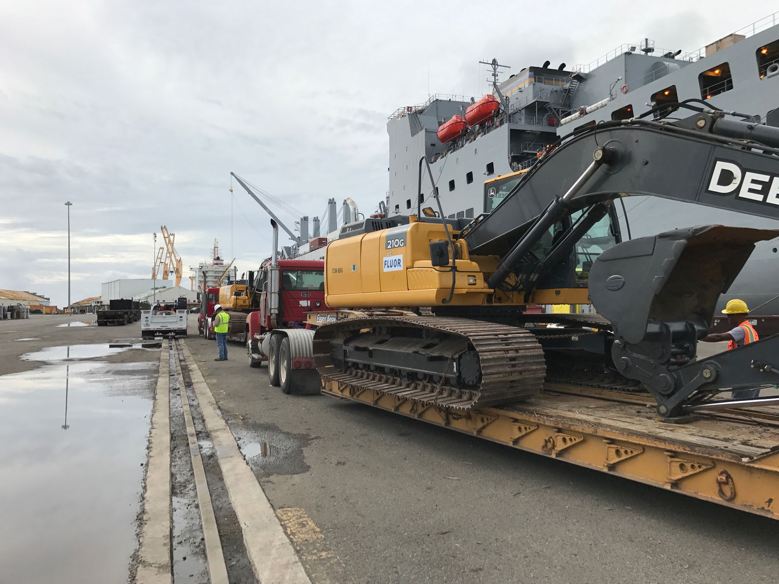 Fluor Announces the Arrival of Hundreds of Vehicles and Equipment in Puerto Rico to Help Support Power Restoration