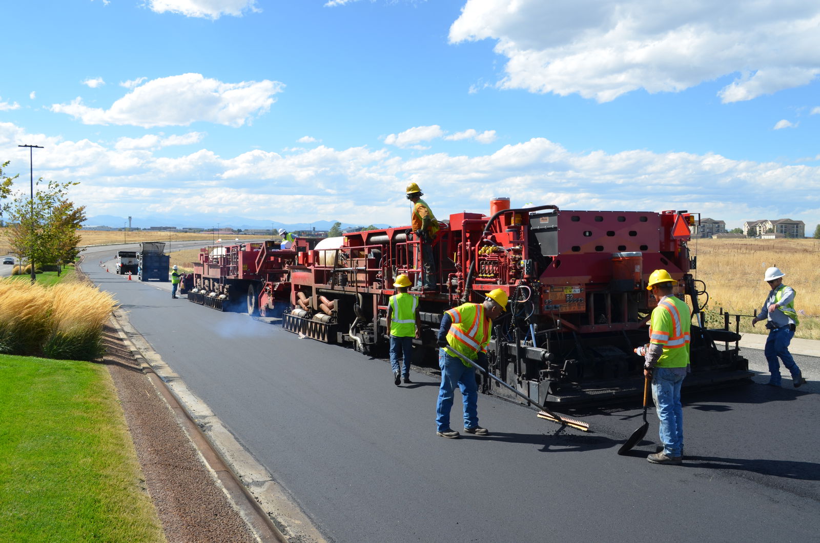 Hot-in-Place Asphalt Recycling Yields Benefits for Road Rehabilitation