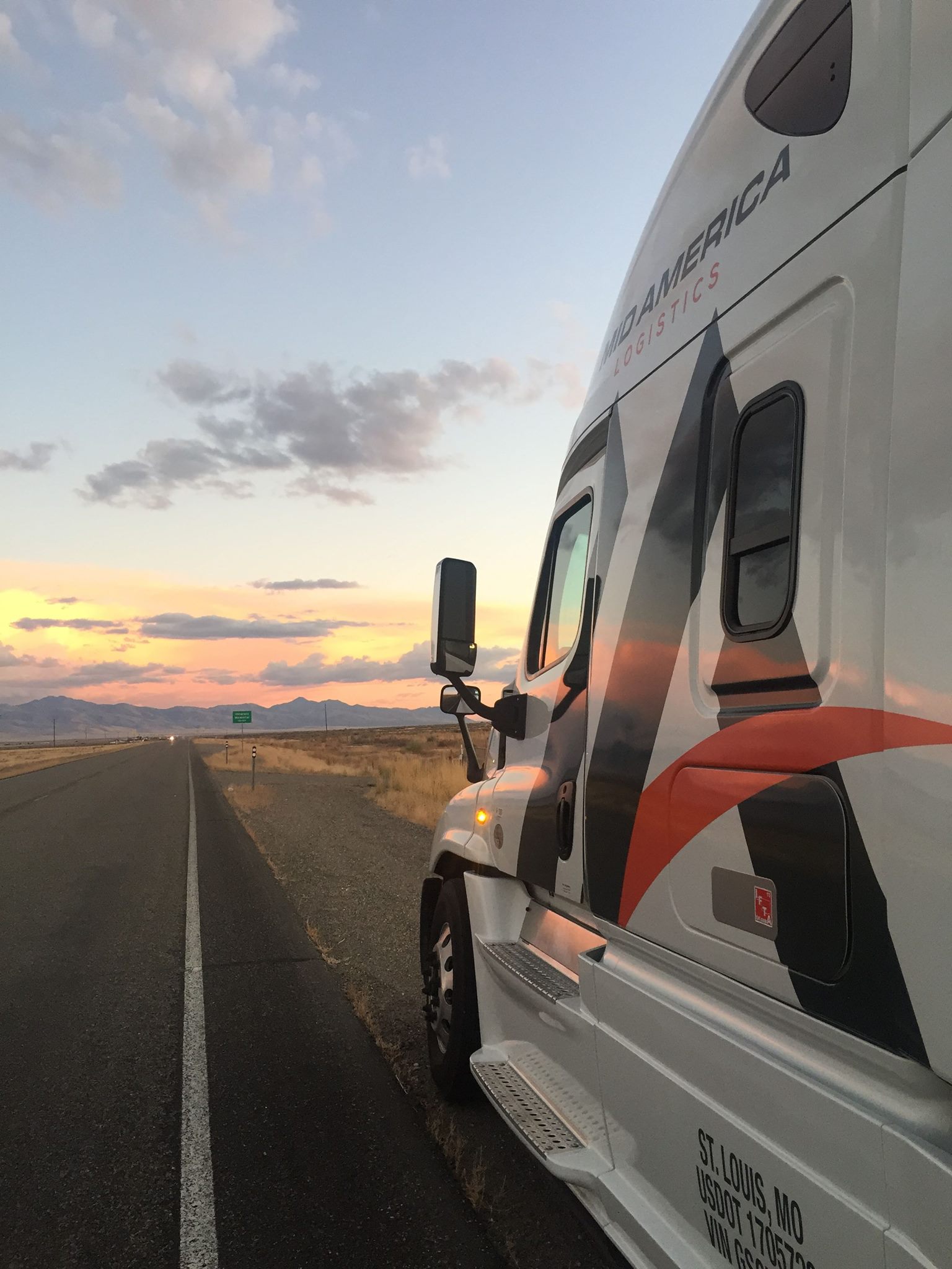 Mid America Logistics Announces International Expansion to Guadalajara, Mexico, in Addition to Opening Its Sixth US Operations Center in Northwest Arkansas