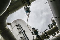 Highview Power Launches the World’s First Grid-Scale Liquid Air Energy Storage Plant