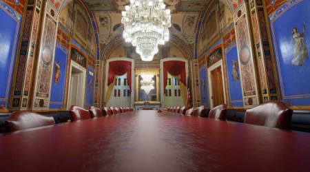 Senate OKs $16.1 Billion for Transit, Passenger Rail