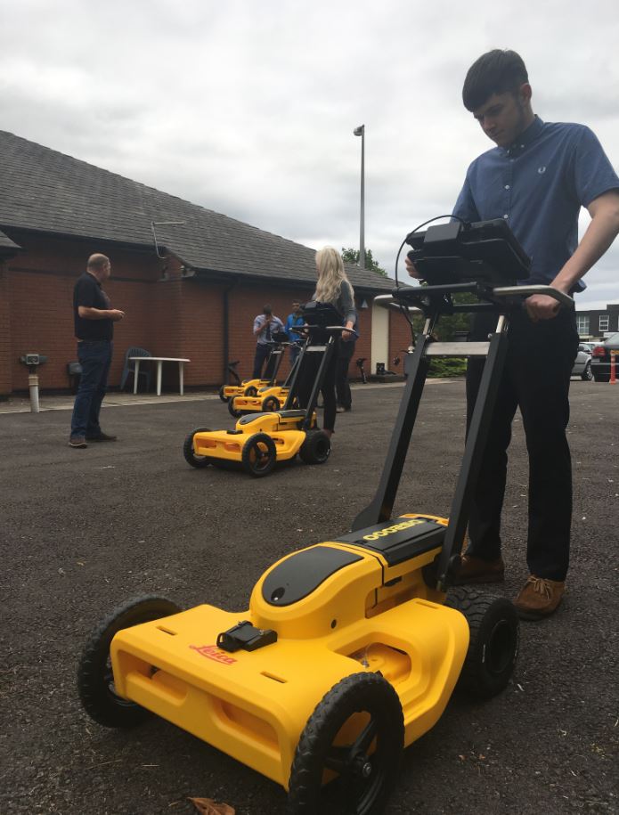 Leica Geosystems Offers New Utility Surveyor Course