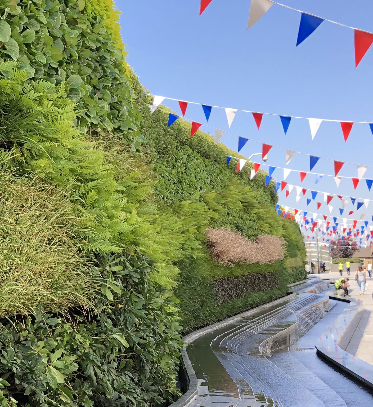 GSky® Living Green Walls Introduces Versa Wall® XT for Exterior Installation