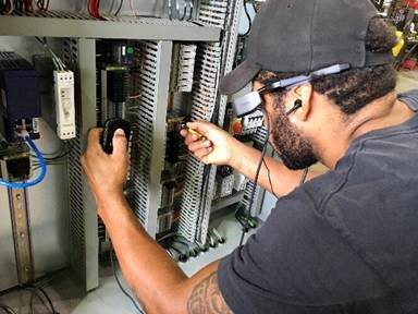 Epson Now Shipping Moverio Assist “See-What-I-See” Remote Assistance Solution