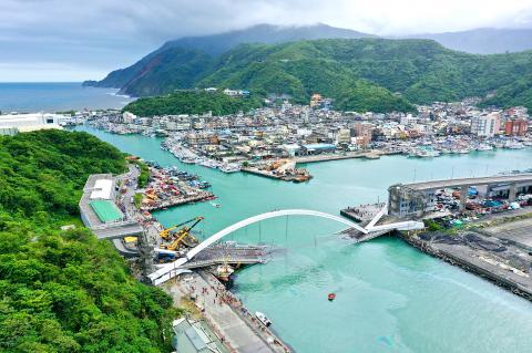 Engineers Mull Cause of Bridge Collapse