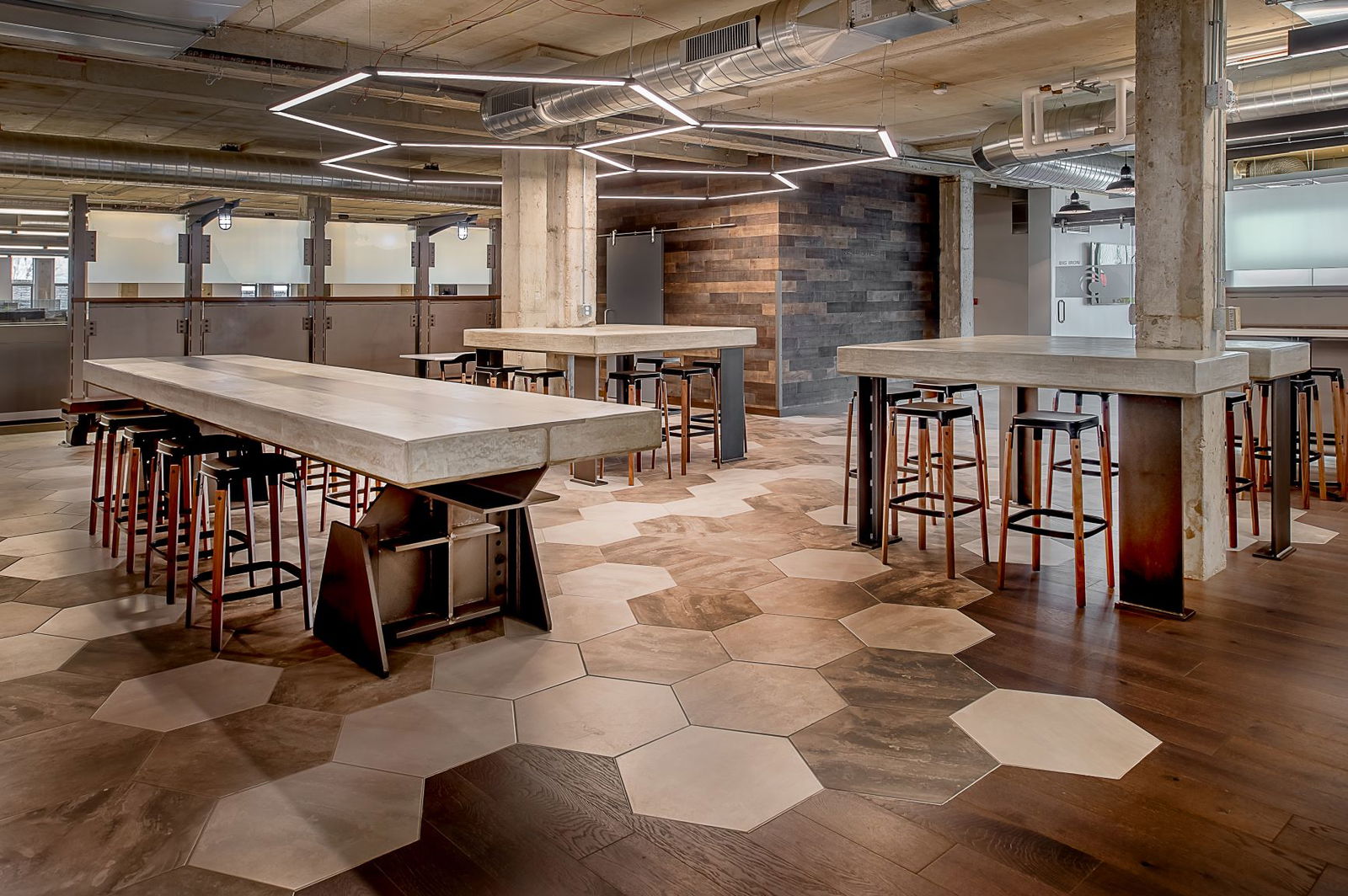 KAI Receives Two AIA St. Louis/AIA Central States Region Design Awards for Alberici Office Renovation, Grand Flats Luxury Apartments