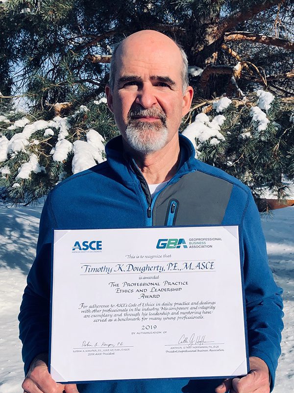 ASCE honors HDR’s Timothy Dougherty with 2019 Professional Practice Ethics and Leadership Award