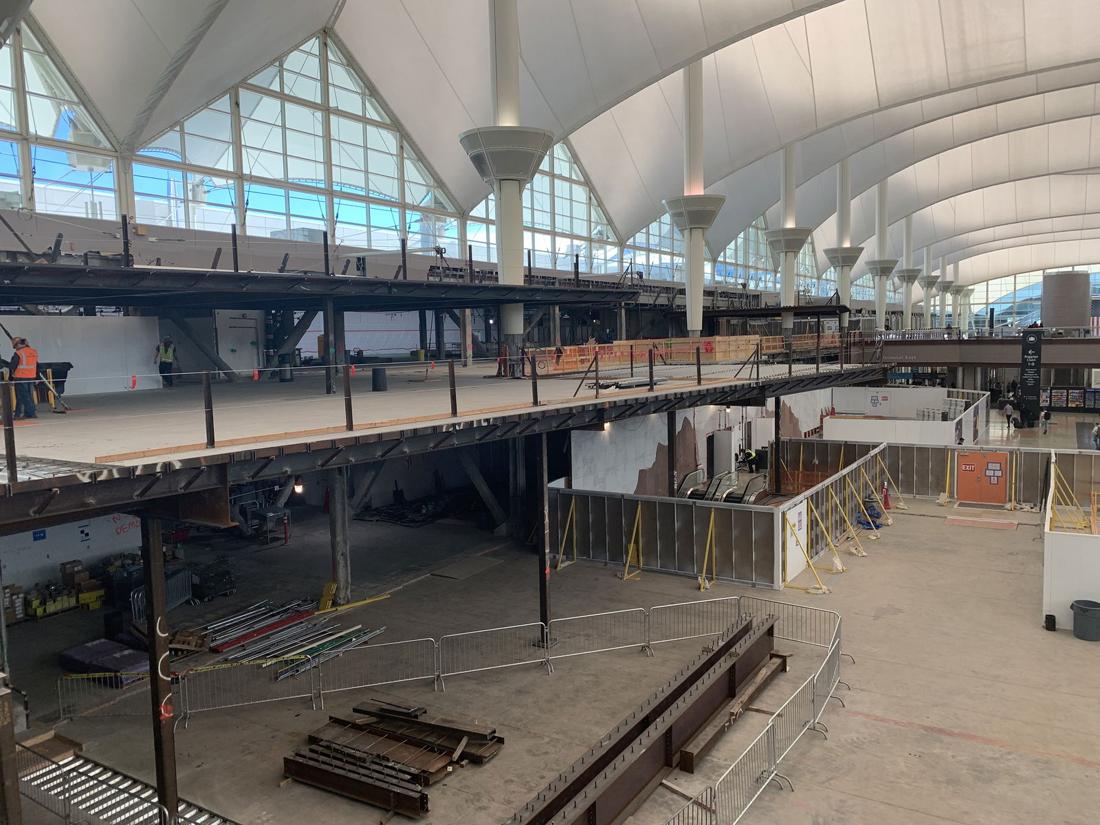 Denver International Airport Great Hall Completion Project  Resumes Construction