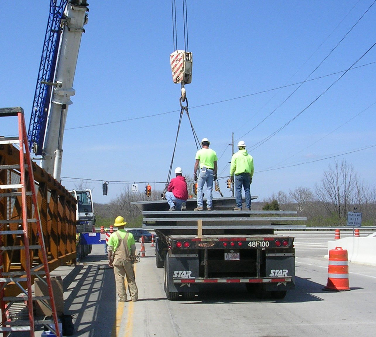Light Weight, Design Flexibility Make FRP Cantilever Sidewalks COVID-19 Compliant