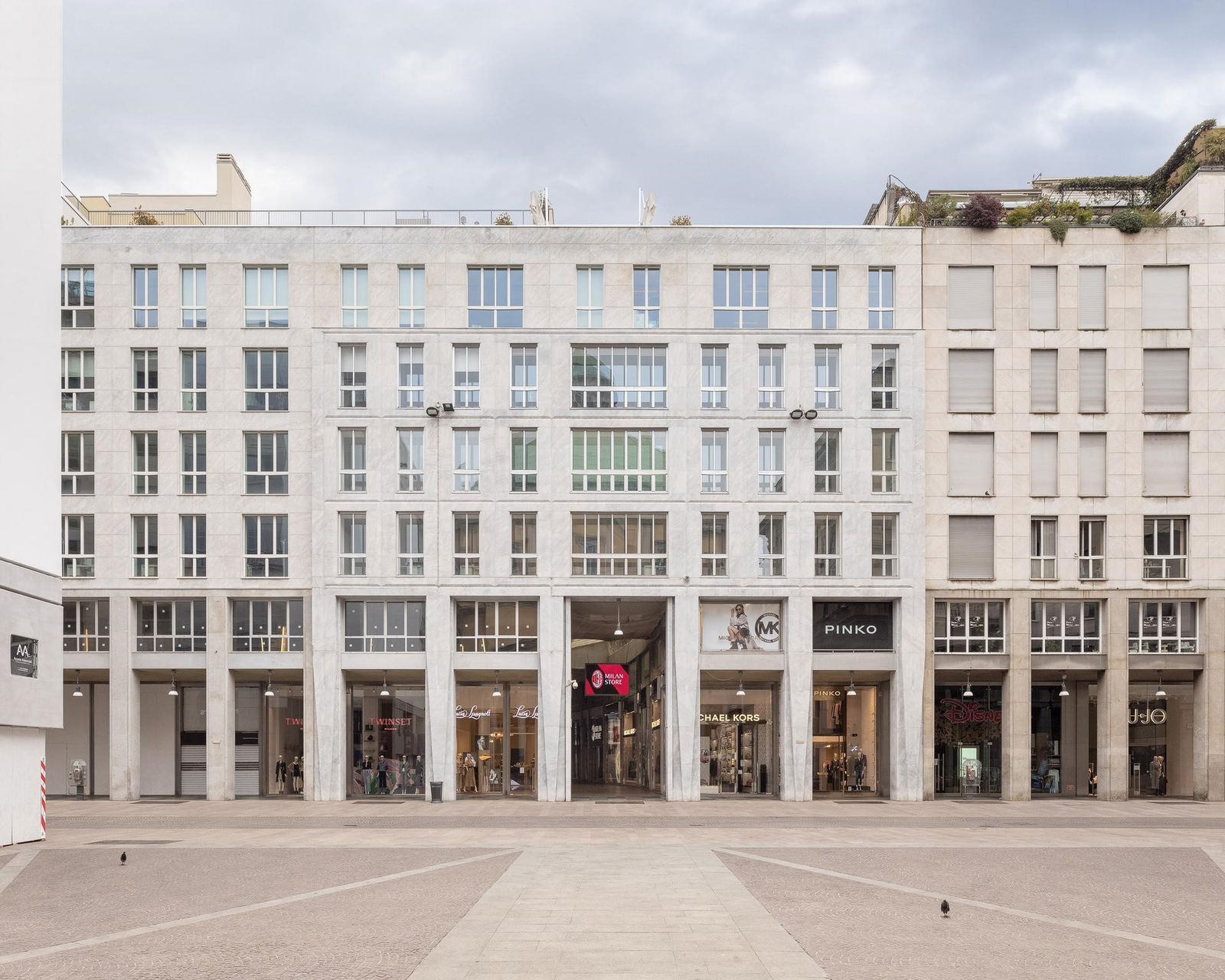 Antonio Citterio Patricia Viel offers a glimpse of tomorrow’s working space