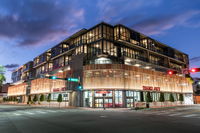 Stantec-Designed 17 West Mixed-Use Development Completed in Miami Beach