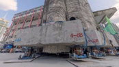 Video: Robot Legs Move Shanghai Building
