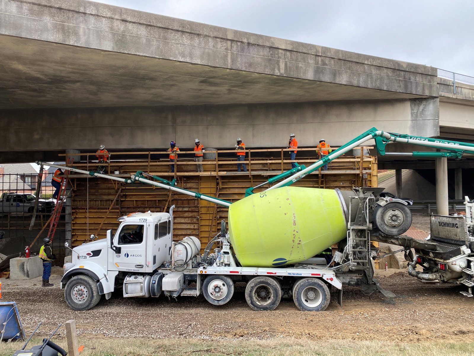 DART Celebrates Silver Line Construction with First Concrete Pour Ceremony