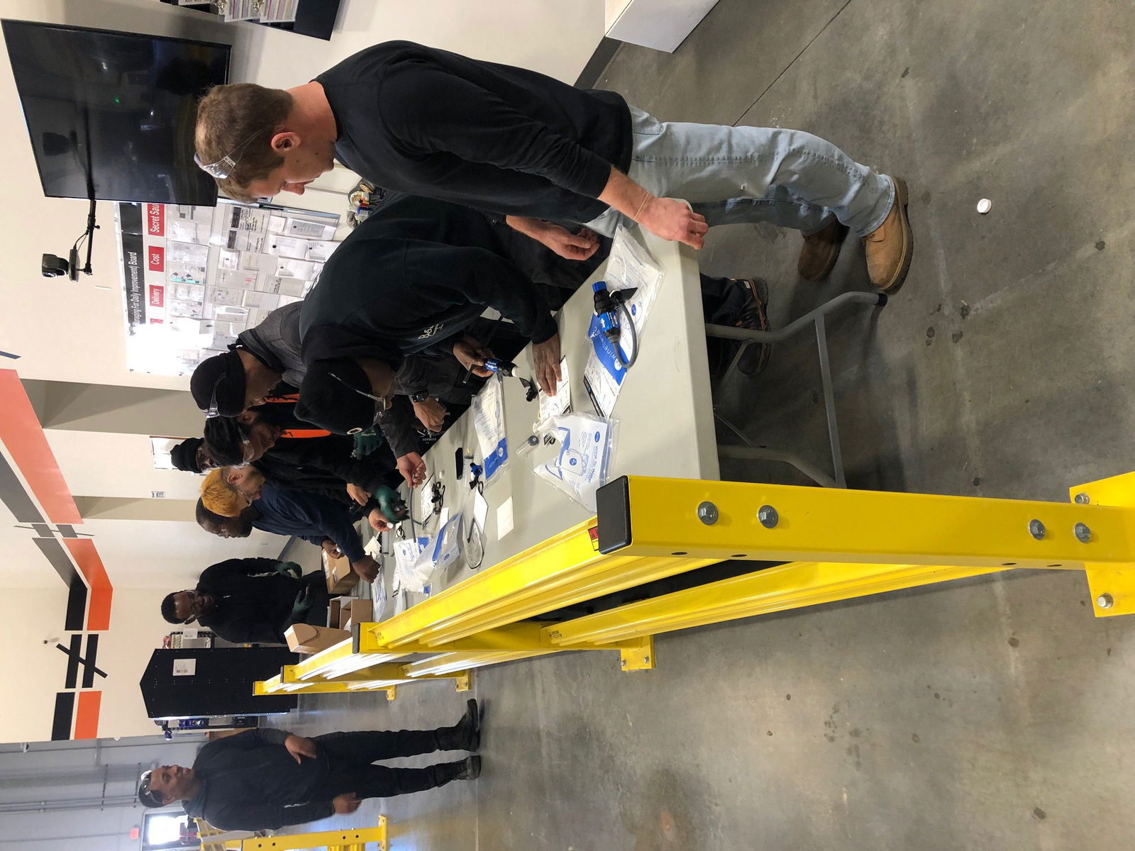 Simpson Strong-Tie Employees Participate in Annual Day of Community Service