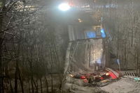 Pittsburgh Bridge Collapses Hours Before Biden Visits to Discuss Infrastructure