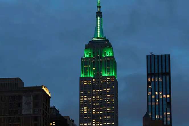 Empire State Building Goes Green