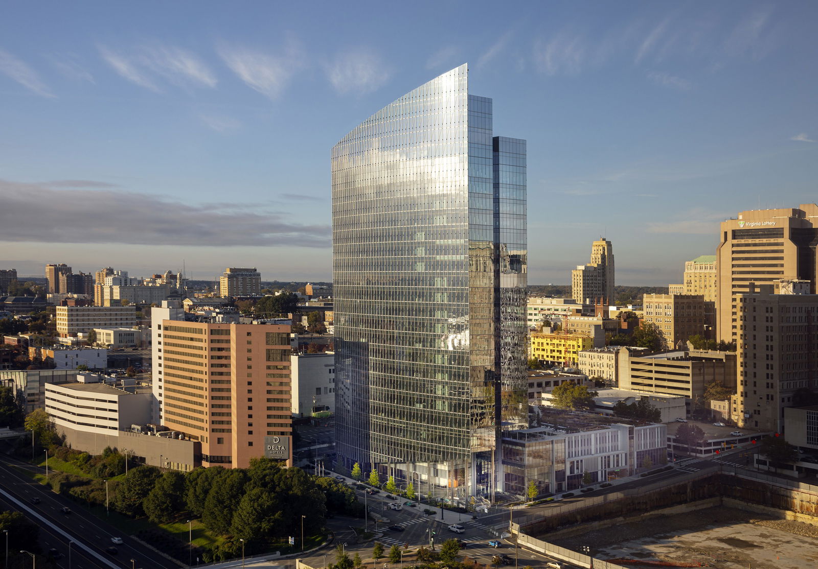 Pickard Chilton-designed Thomas F. Farrell II Building in Richmond, Virginia Receives 2022 Green GOOD DESIGN® Award