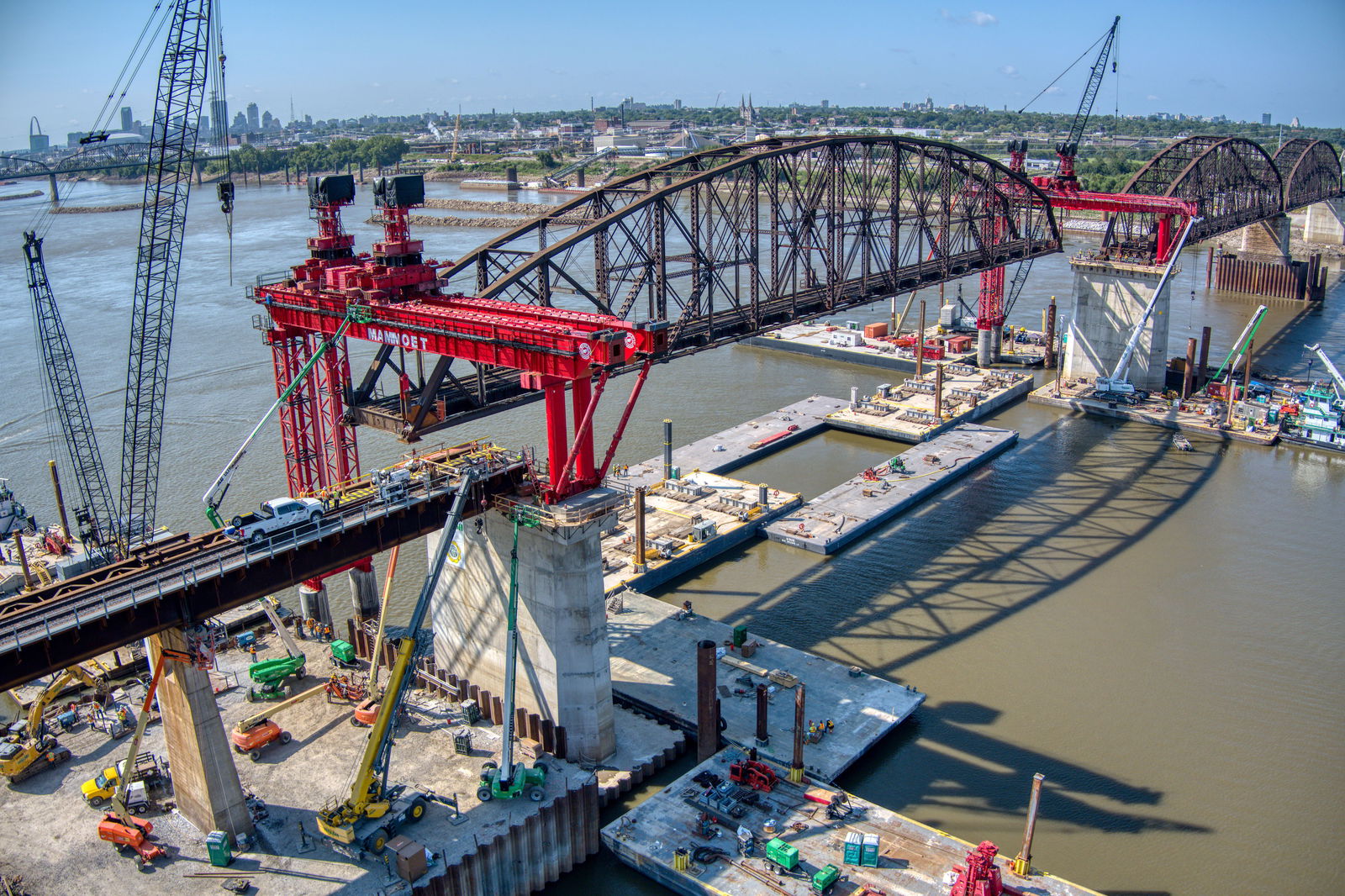 Customized lifting solution accelerates rail bridge rehabilitation project