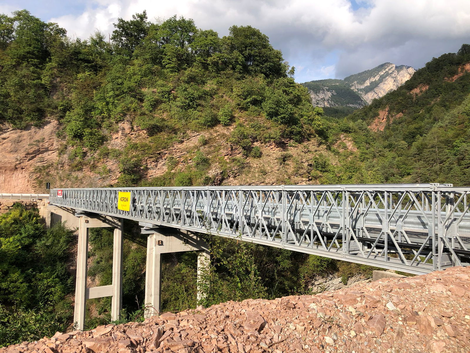 Acrow Provides Modular Steel Replacement for Damaged Bridge in Northern Italy