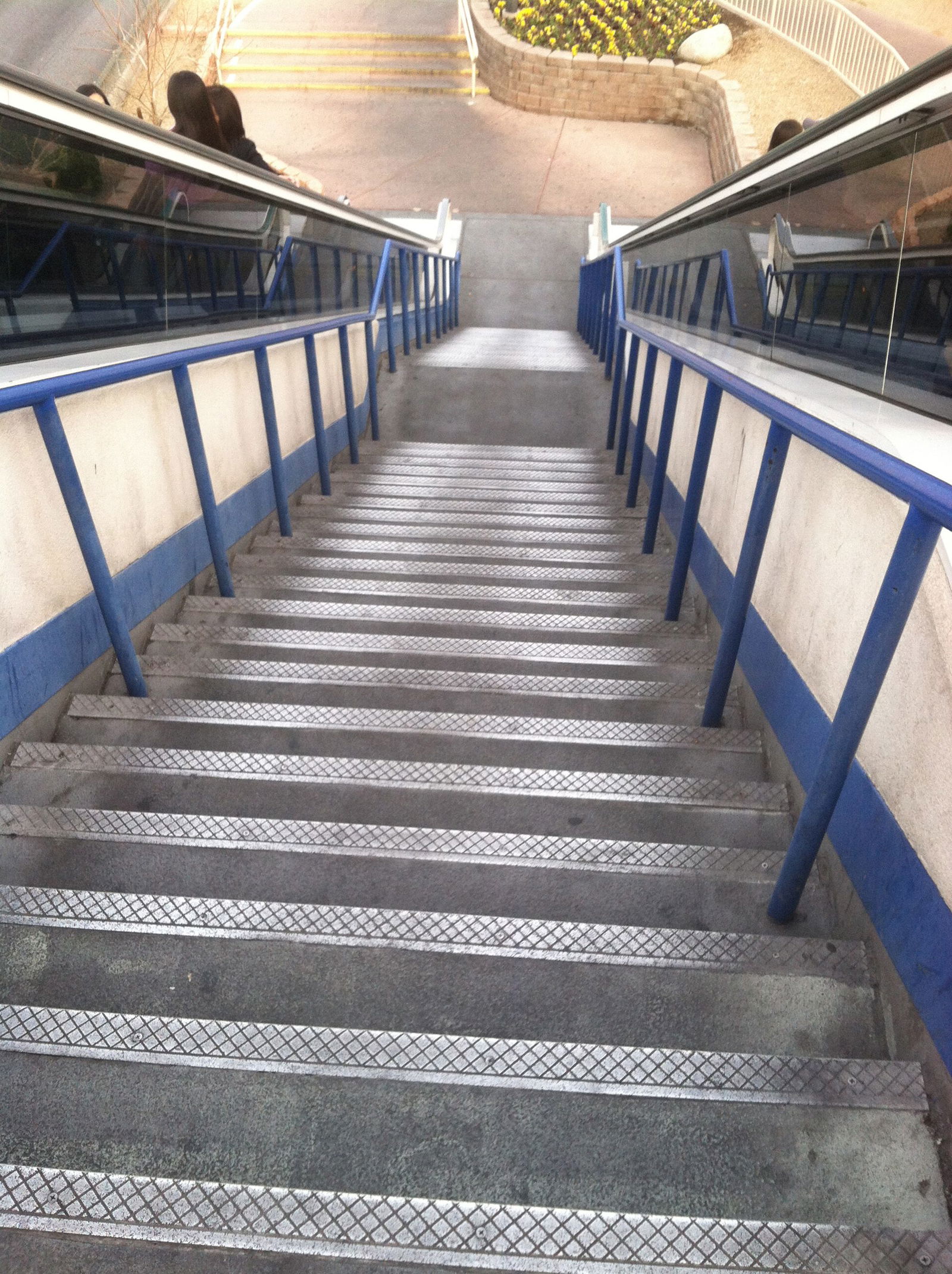 AlumoGrit® Cast Aluminum Nosings Provide Long Lasting Anti-Slip Protection Even in Corrosive Environments