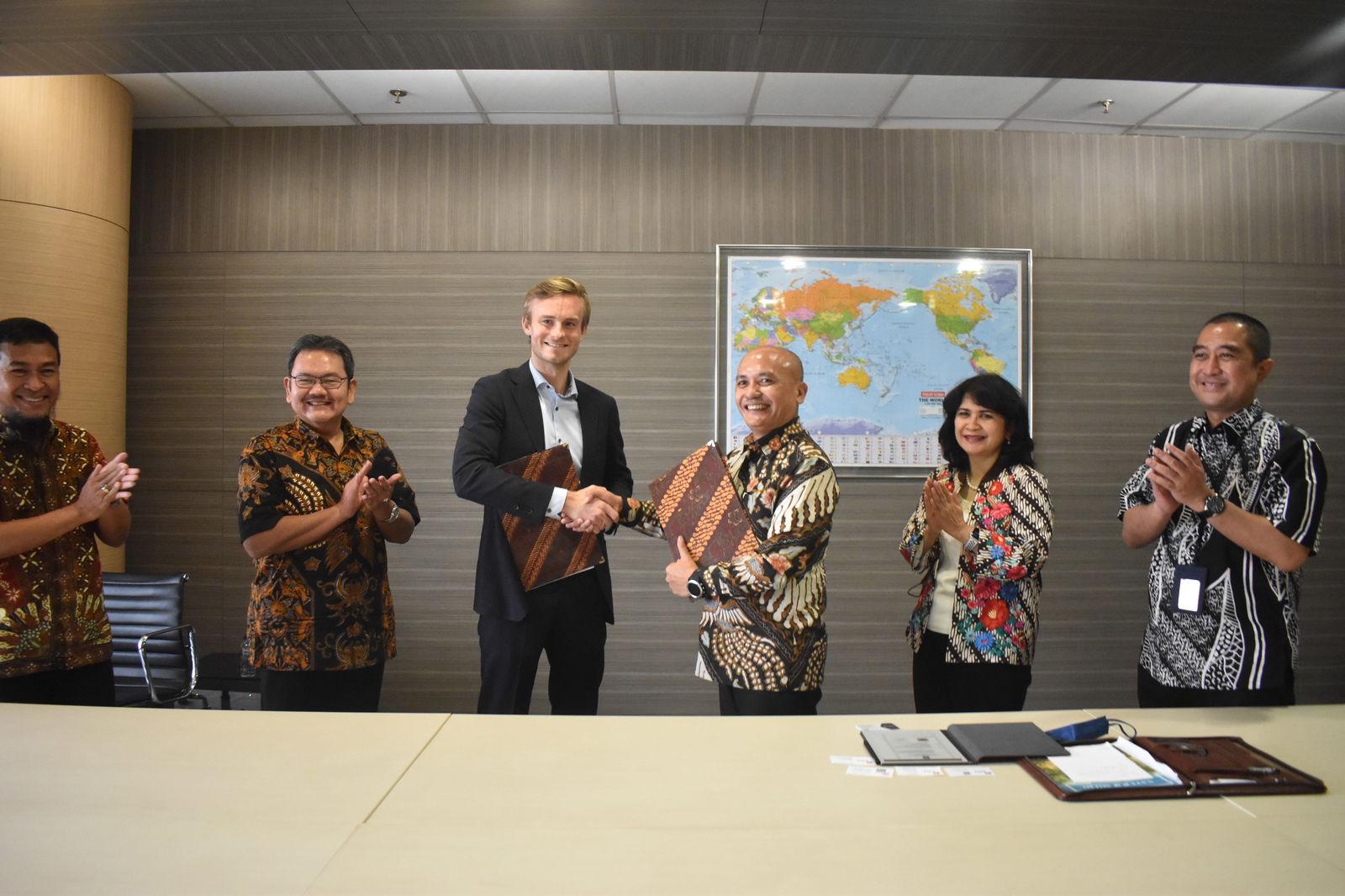 Bakrie and COBOD International Establish Joint Venture for 3D Construction Printing in Indonesia, Targeting Building and Housing Markets