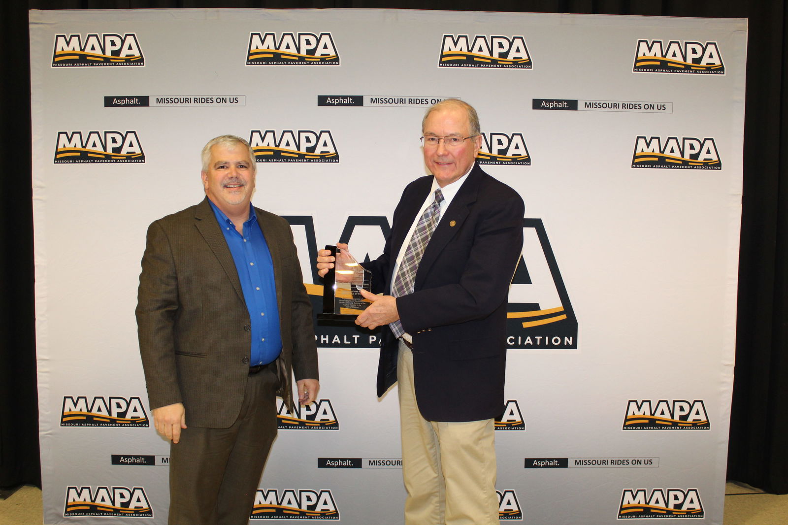 S&T professor emeritus inducted into Missouri Asphalt Pavement Association Hall of Fame