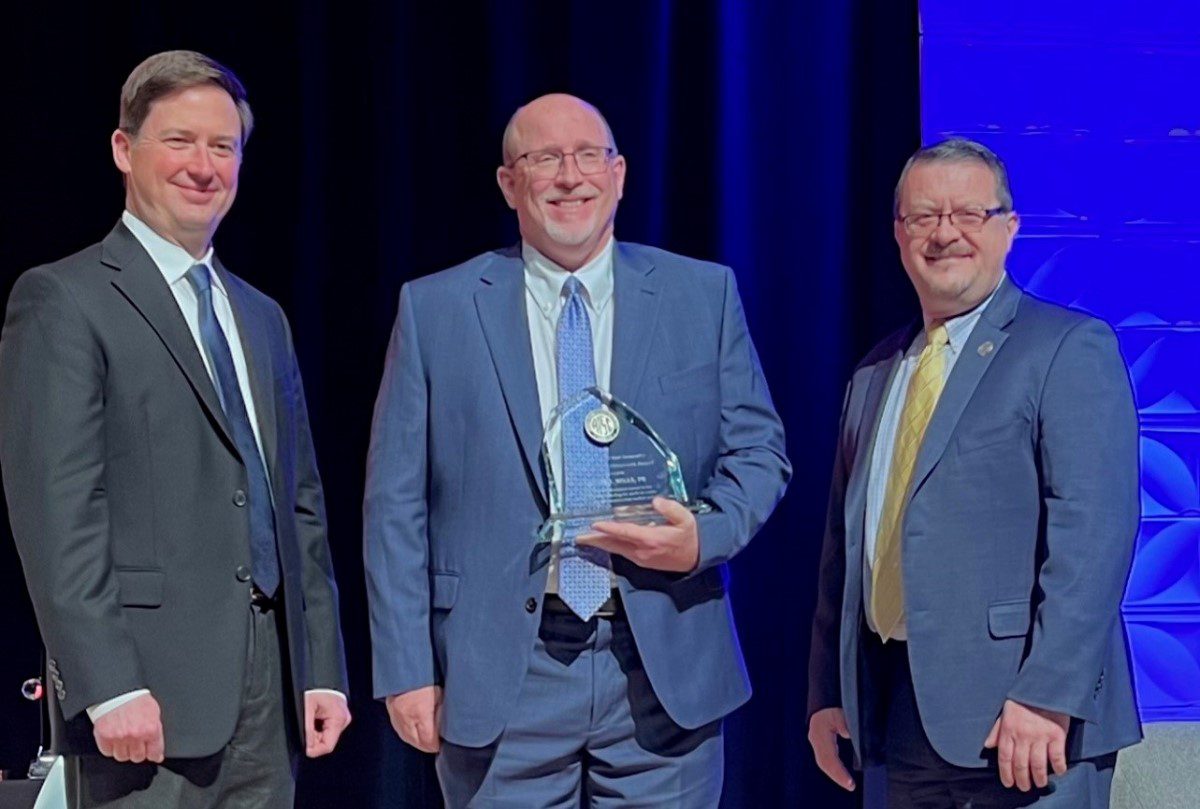 Robert J. Wills is Named Recipient of AISC Lifetime Achievement Award