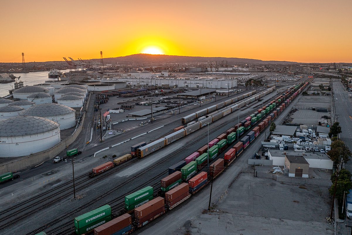 HDR to Complete Final Design for $1.567 Billion Port of Long Beach Pier B On-Dock Rail Support Facility