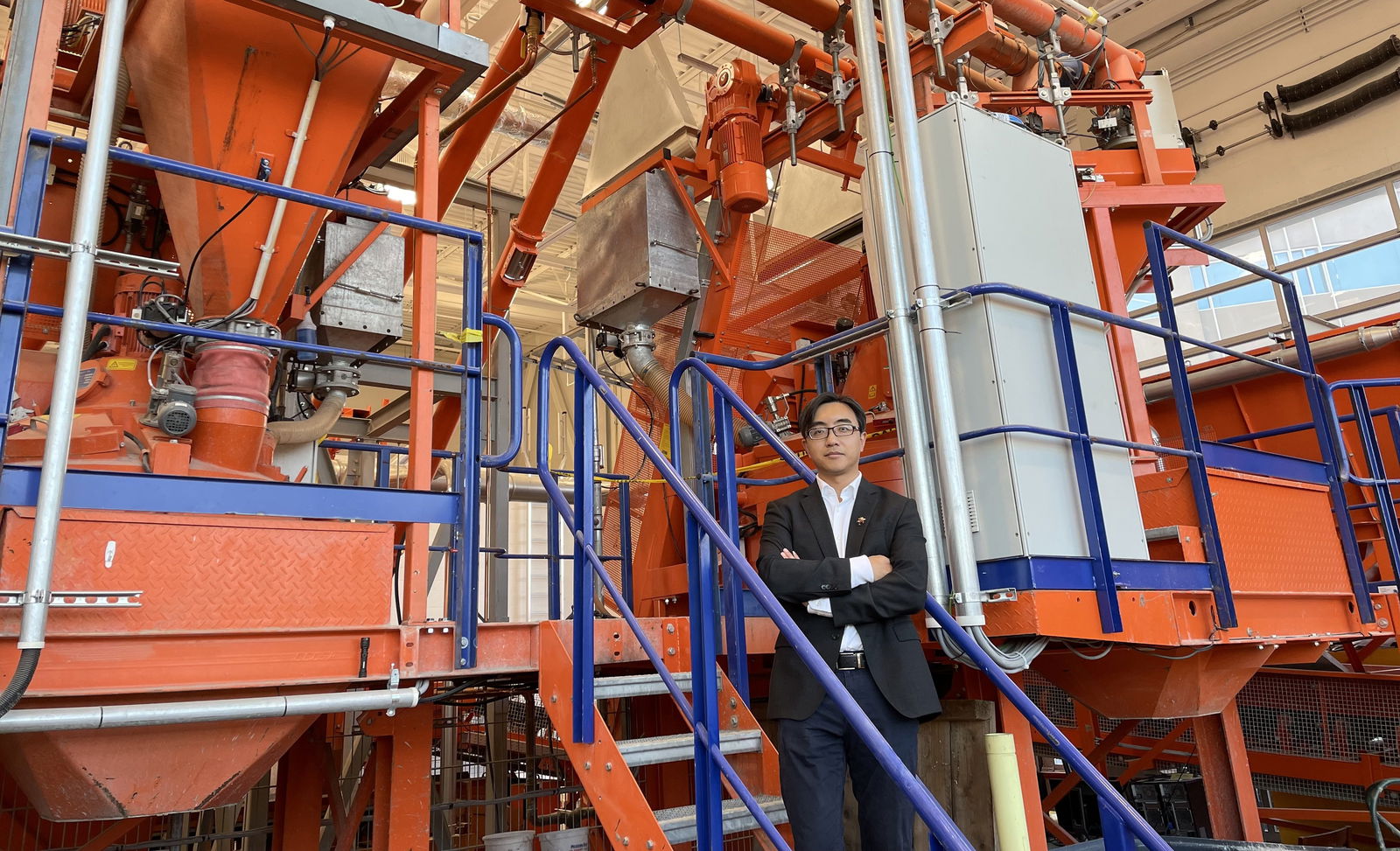 Developing carbon-negative cementitious materials, giving new life to ‘unusable’ waste