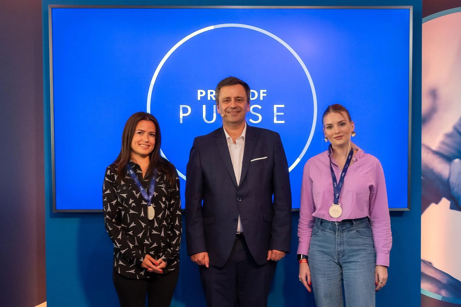 Eco Wave Power Wins the Prestigious EDF Pulse AwardFor Developing a Profitable, Decentralized Wave Energy Technology