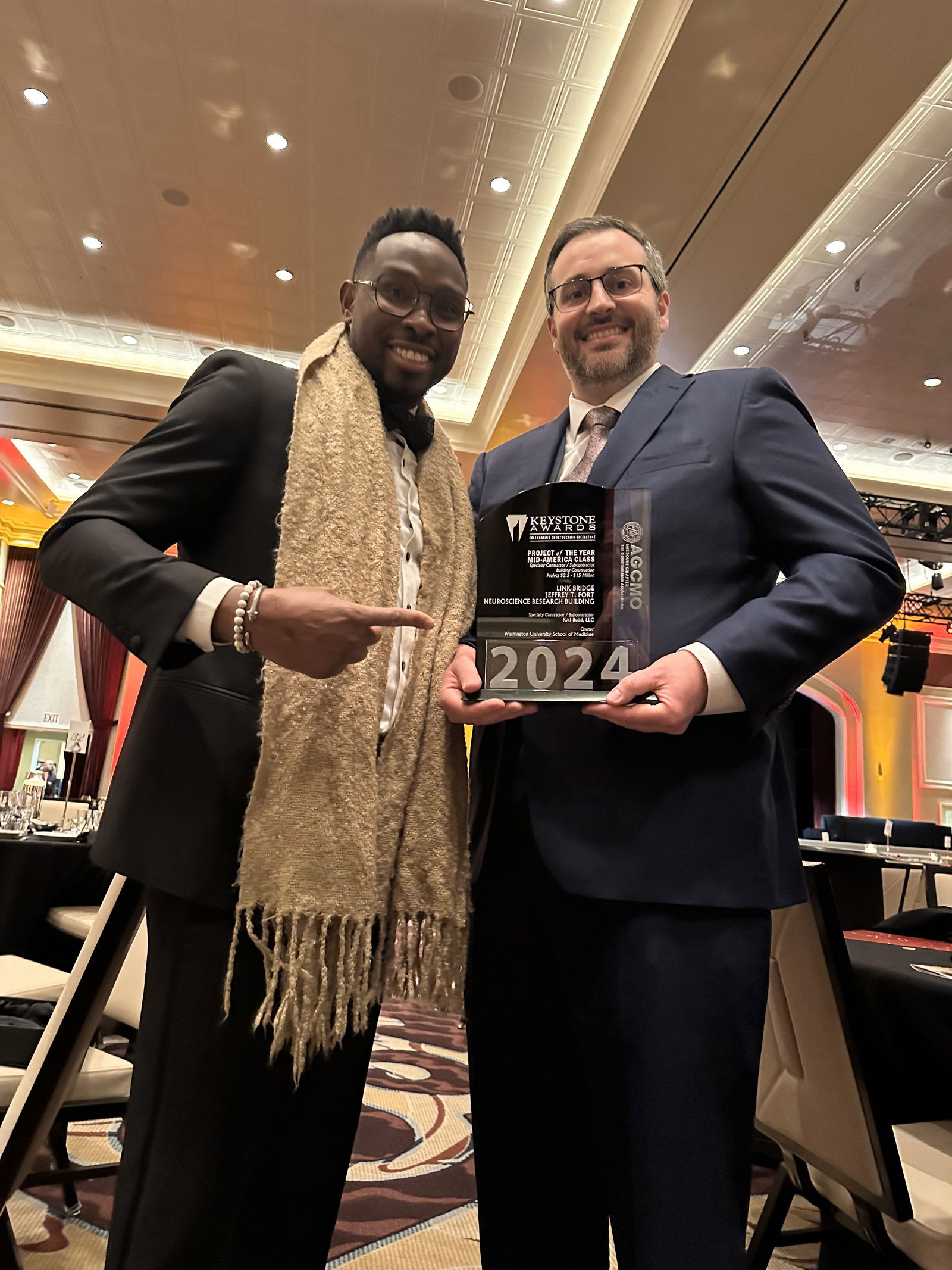 KAI Named 2024 AGCMO Keystone Award Winner for Pedestrian Skywalk Bridge at Washington University School of Medicine