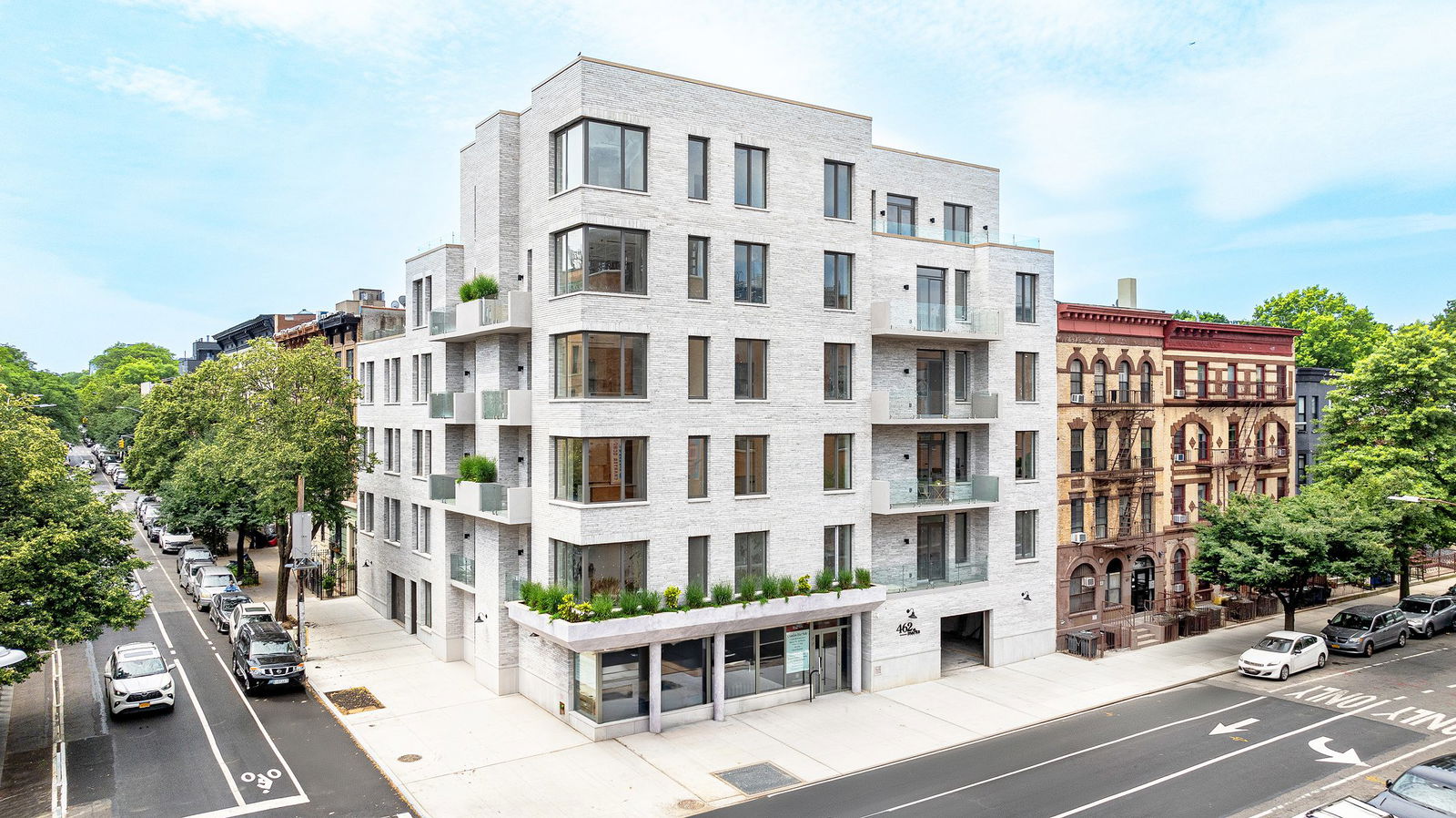 IMC Architecture, StudioSC and Royal Builders Complete 19-unit 462 St. Marks Avenue Condominium in Brooklyn for Claysson Marks Realty