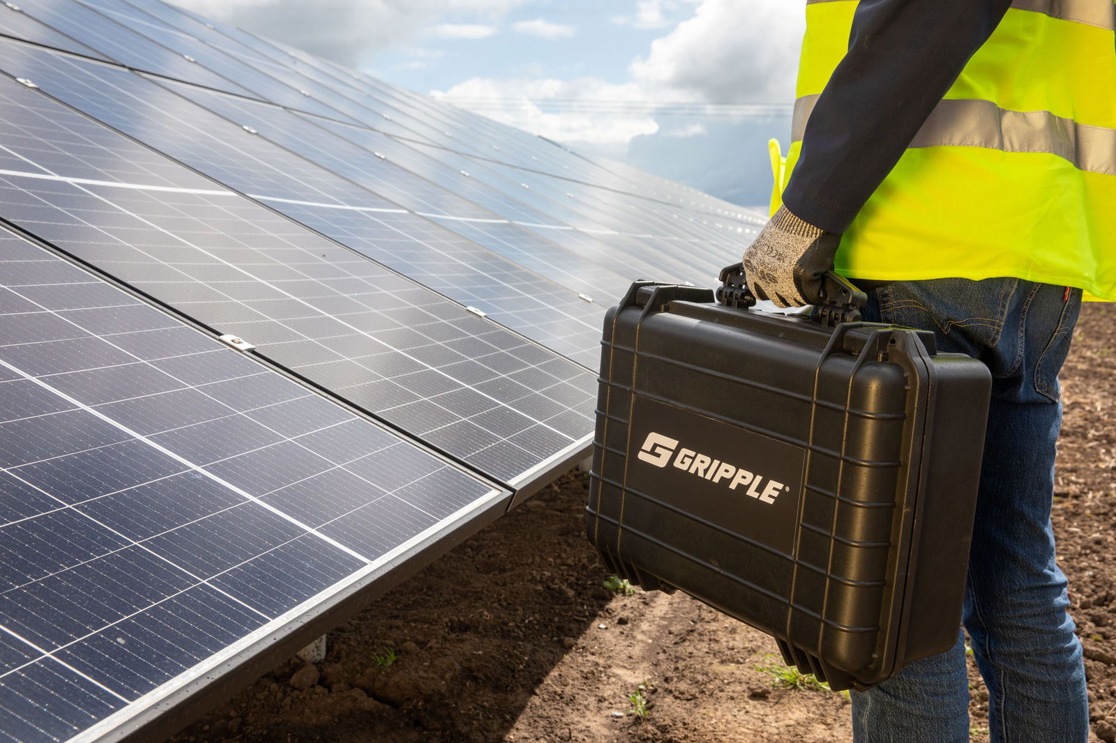 Gripple® Unveils Innovative New Cable Hanger at RE+ 2025