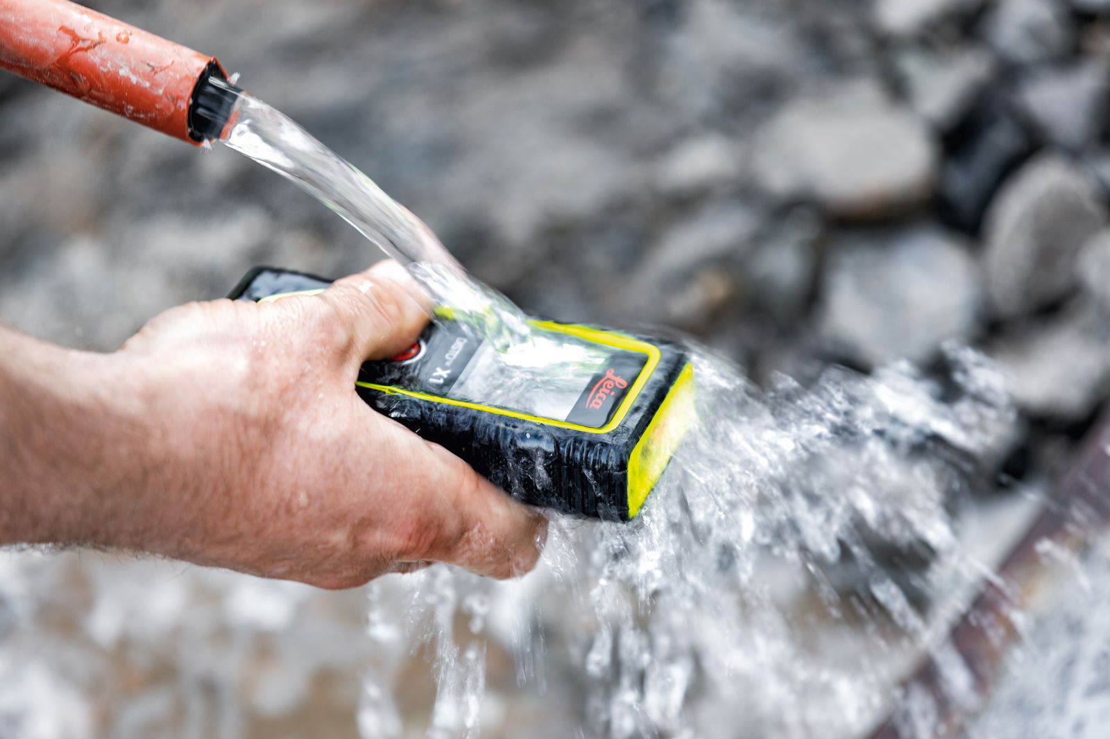 Leica Geosystems introduces new robust DISTO™ X1 to its laser distance meter portfolio