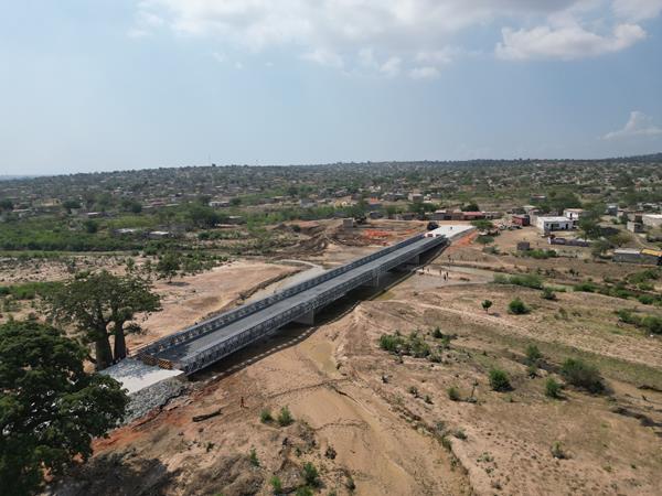 Installation of Acrow Bridges Throughout Angola is Underway