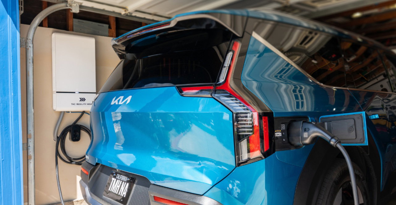 Partnership with EnergyHub, Sunrun, and The Mobility House to Test Massachusetts Residential Vehicle-to-Grid Program for Eversource and National Grid Customers 