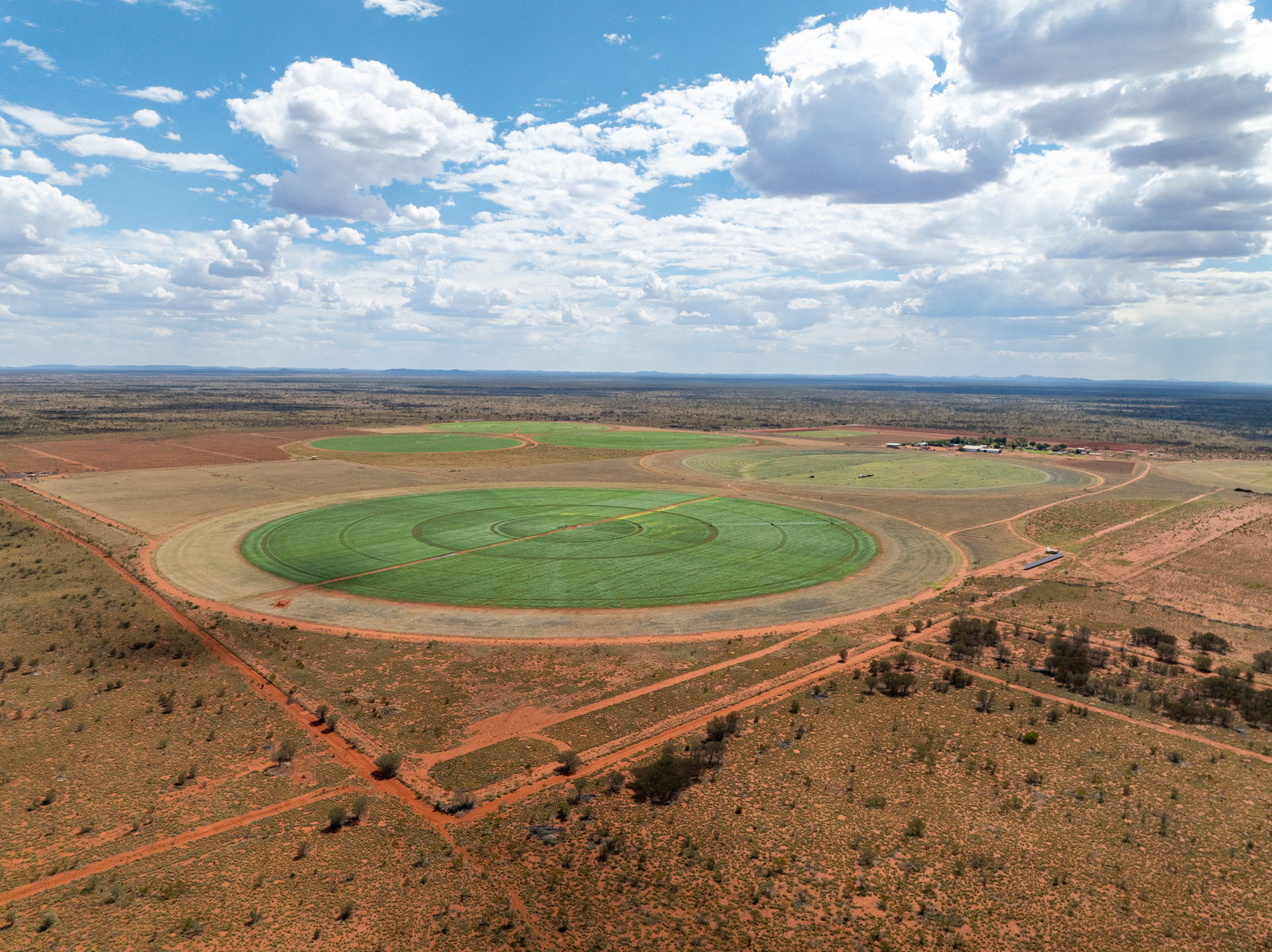 Grundfos delivers innovative solar pump solution to remote Outback business 