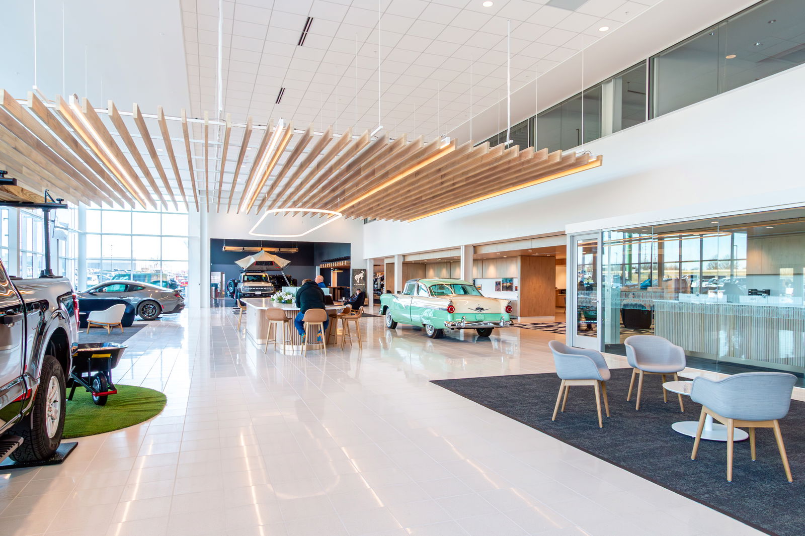 Case Engineering Designs Solutions to Structural Challenges at Flagship Ford Dealership in St. Louis