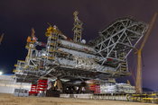 Topsides load-out streamlined with Mega Jack and weighing solution 